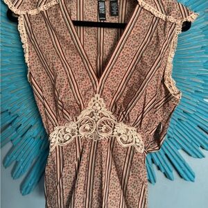 Laundry by Shelli Siegel vintage sleevess top